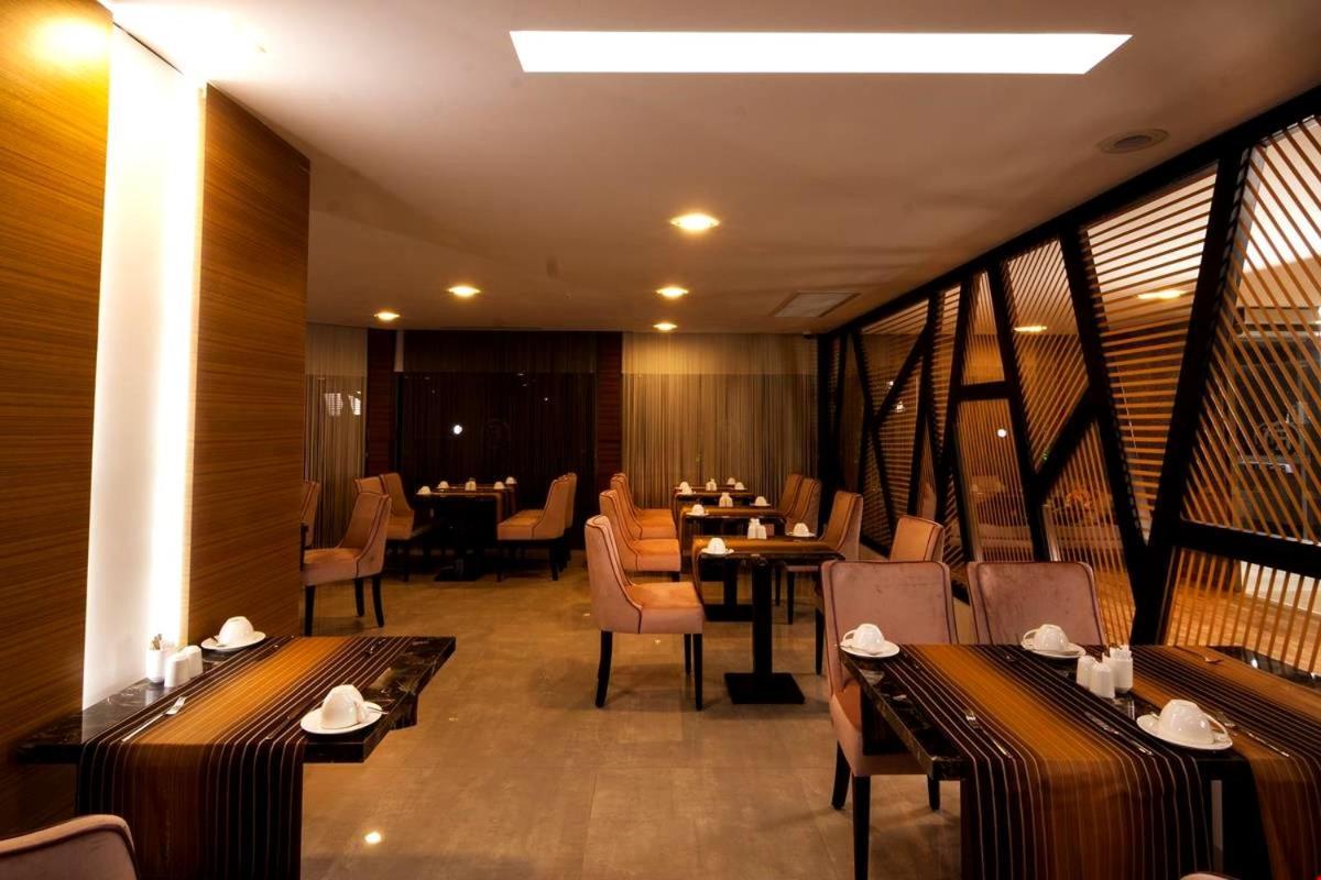Majura Hotel Business 이즈미르 외부 사진