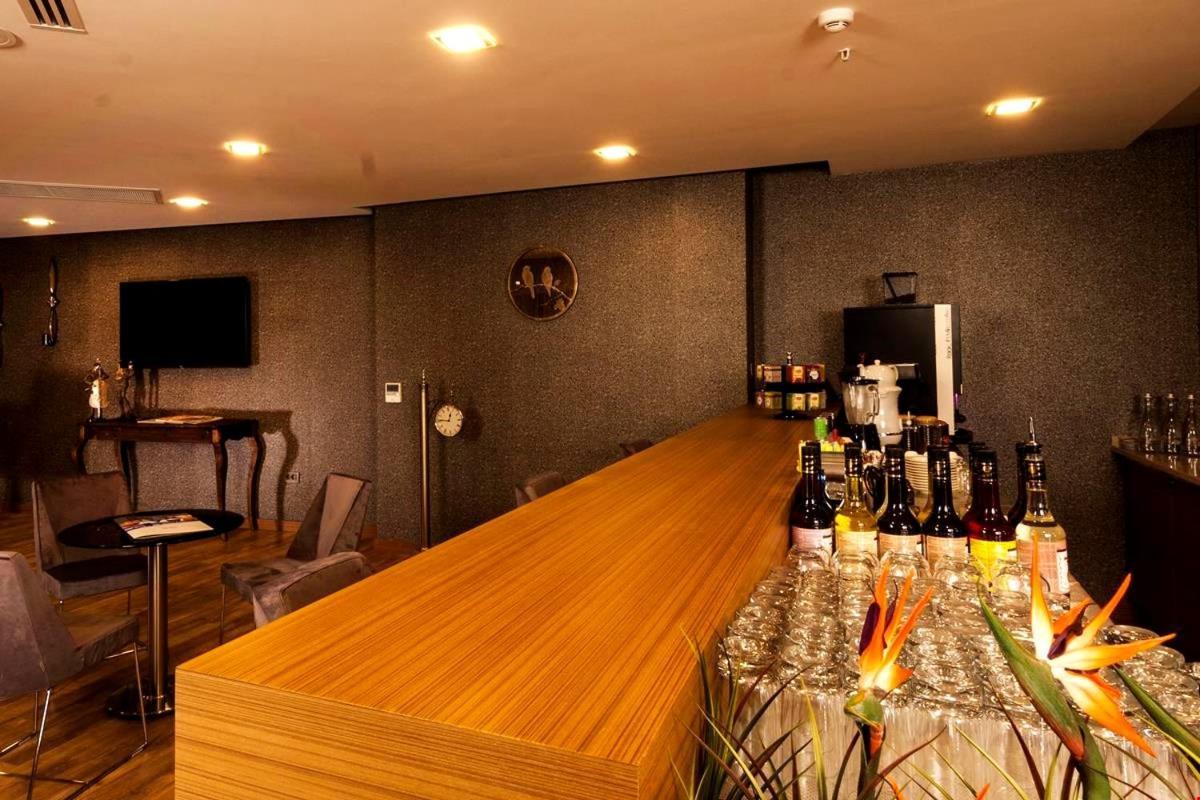 Majura Hotel Business 이즈미르 외부 사진
