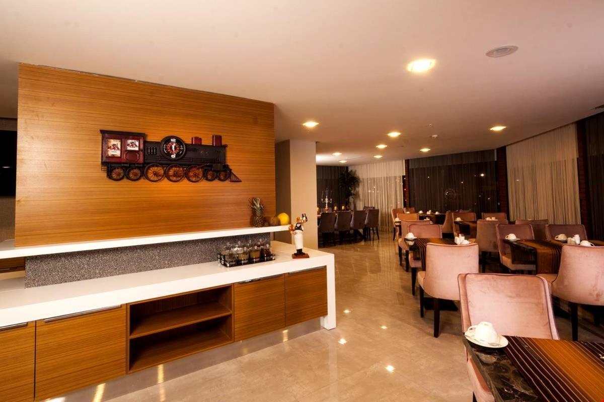 Majura Hotel Business 이즈미르 외부 사진