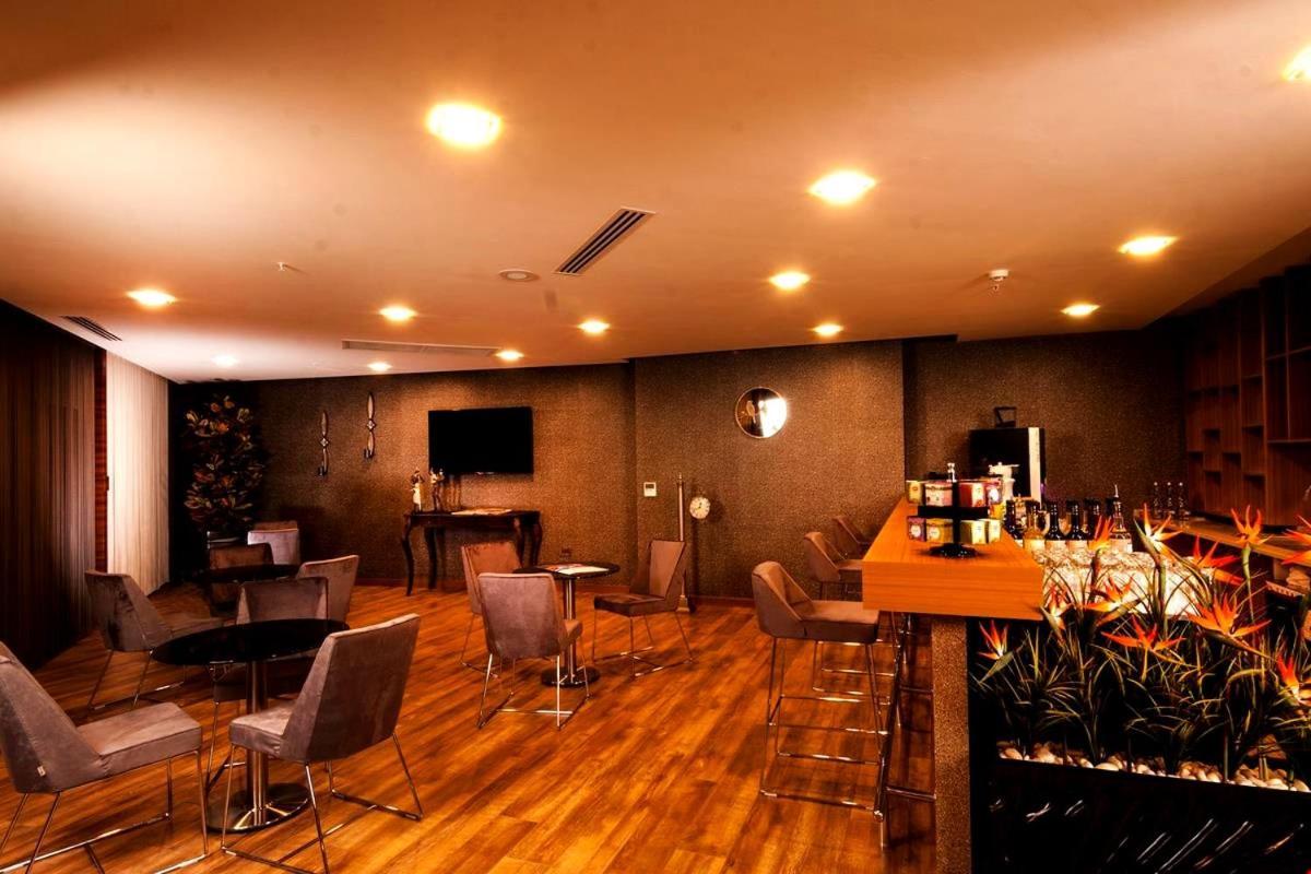 Majura Hotel Business 이즈미르 외부 사진